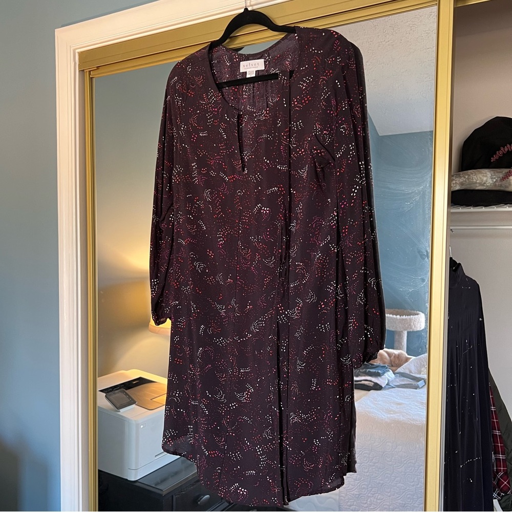 EUC Velvet By Graham and Spencer Dress